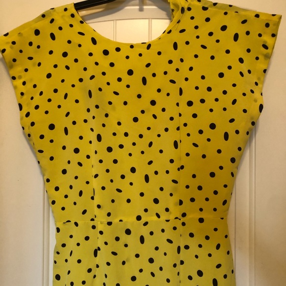All that jazz yellow Polkadot dress - Picture 2 of 4